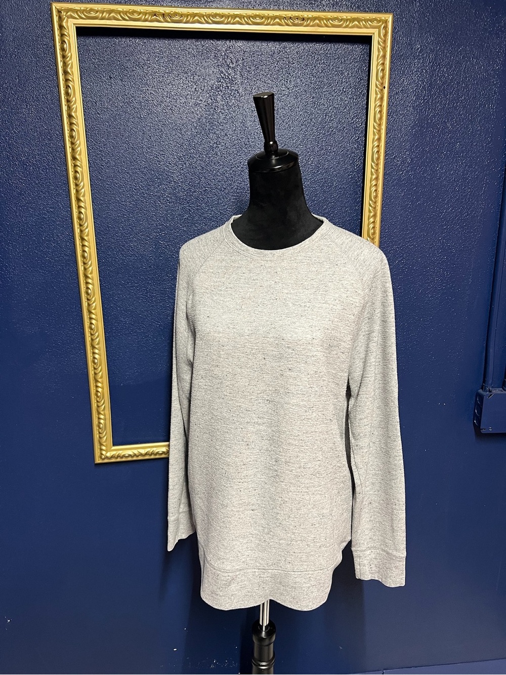 Relaxed V-Neck Women's Sweater in Heather Gray